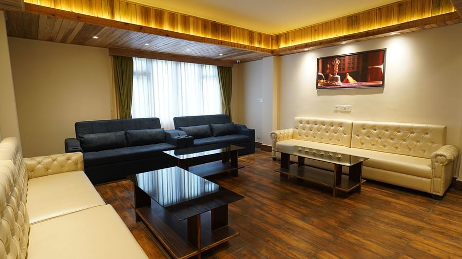 seating arrangement in lobby