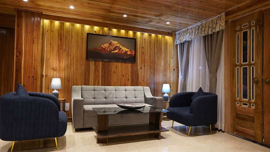 Lobby seating