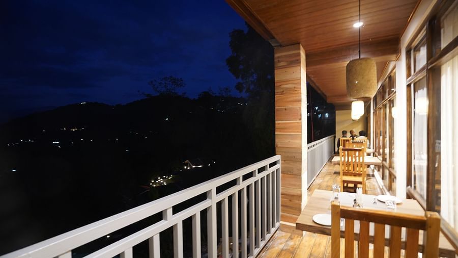 Outdoor seating restaurant