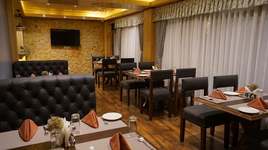 Indoor seating arrangement in restaurant