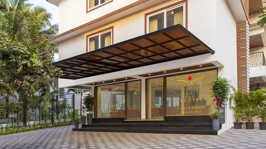 Facade view of The Tanisi Hotels & Resorts, Goa with the entrace in view