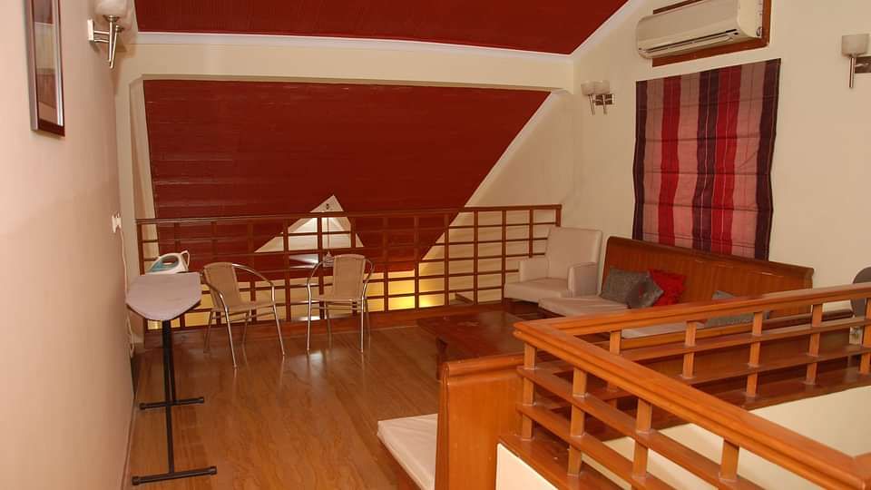 The Bungalows Light House, Goa Goa Sitting are on upper floor