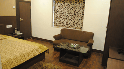 Hotel Swagath, Hazra Road, Kolkata Kolkata Deluxe Room Hotel Swagath Kolkata 9