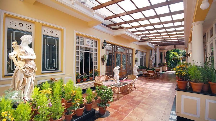 walking space inside an atrium - Mayfair Hill Resort, Darjeeling