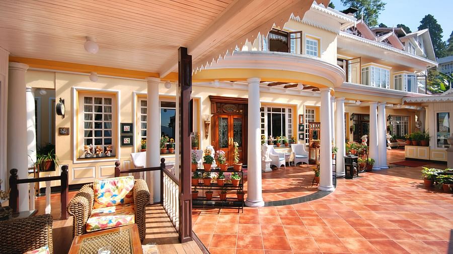 a common space inside the resort - Mayfair Hill Resort, Darjeeling