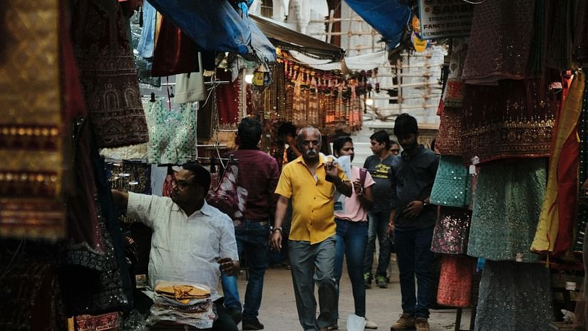 street shopping in mumbai