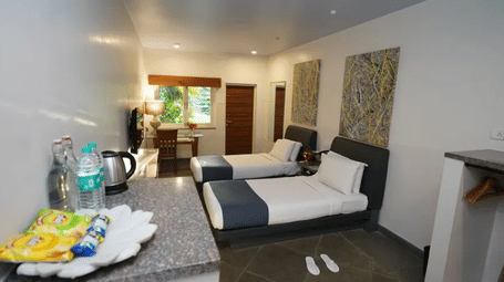 hotels close to Goa International Airport