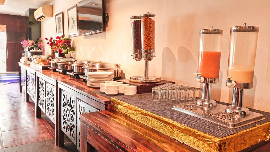 Side view of restaurant buffet - Clarks Collection, Vadodara