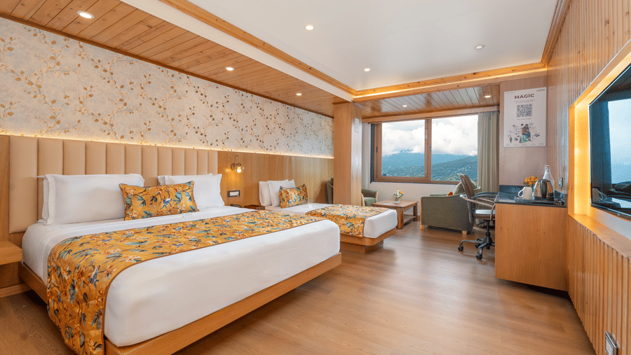 Premium triple view room