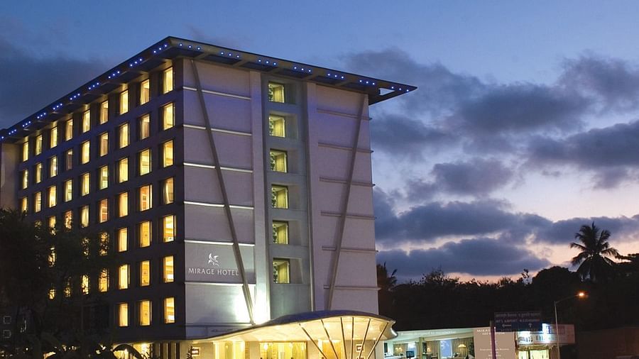 Shot of the facade of the hotel during the evening with a backdrop of the sky. | Mirage Hotel