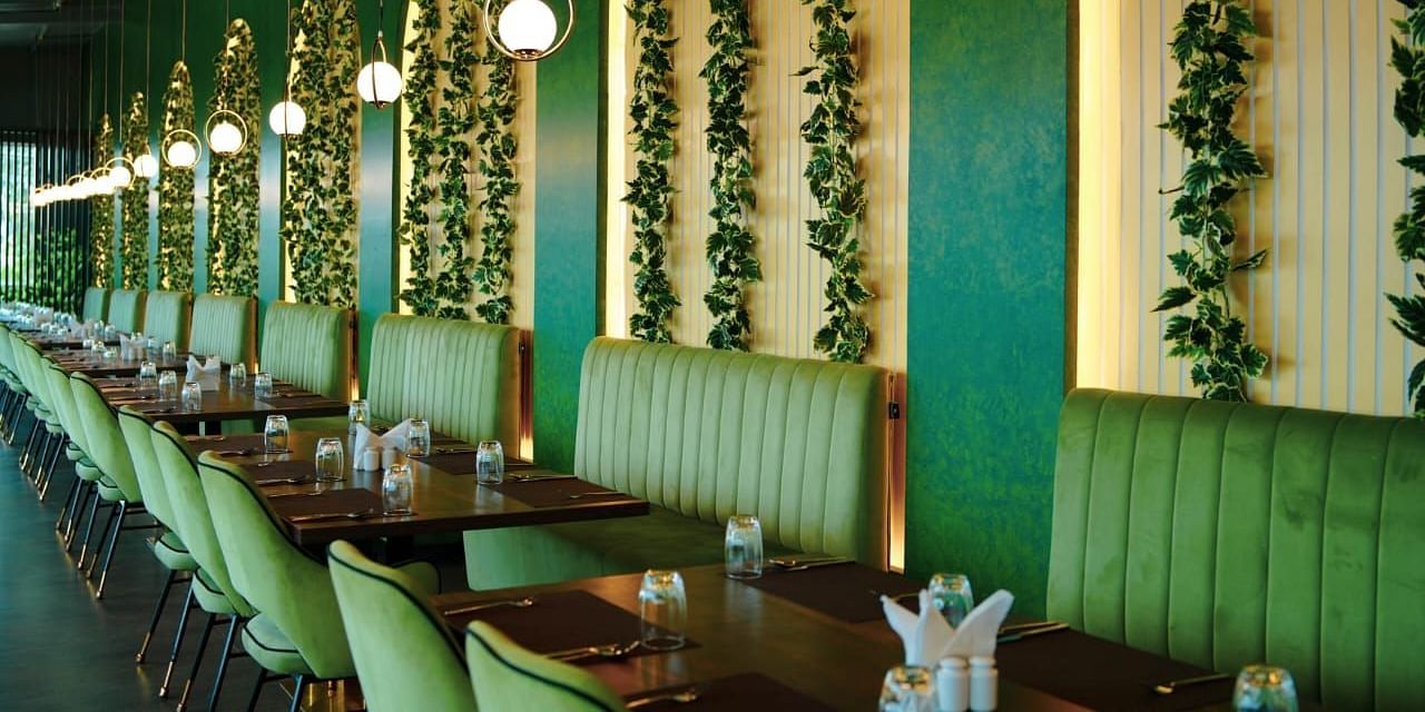Dining5