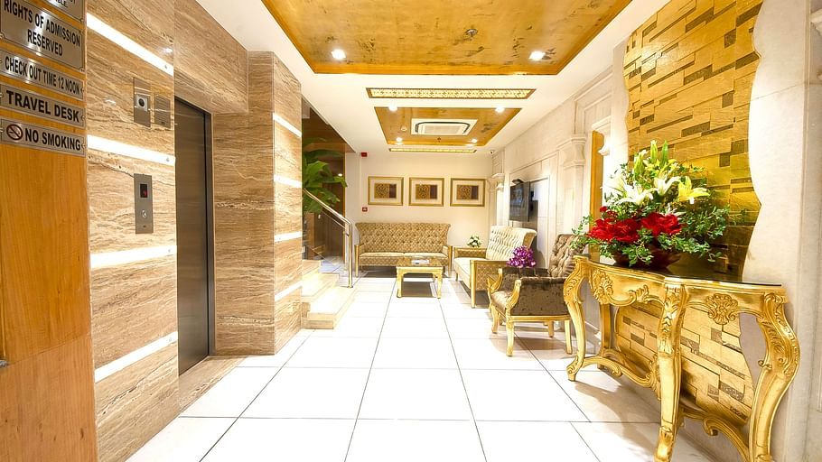 Hotel Swaran Palace, Karol Bagh, New Delhi New Delhi reception lobby 3 Hotel Swaran Palace Karol Bagh New Delhi