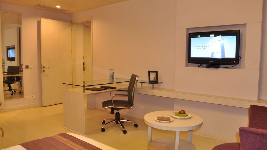 Suite room at Hotel Sarovar Portico Naraina