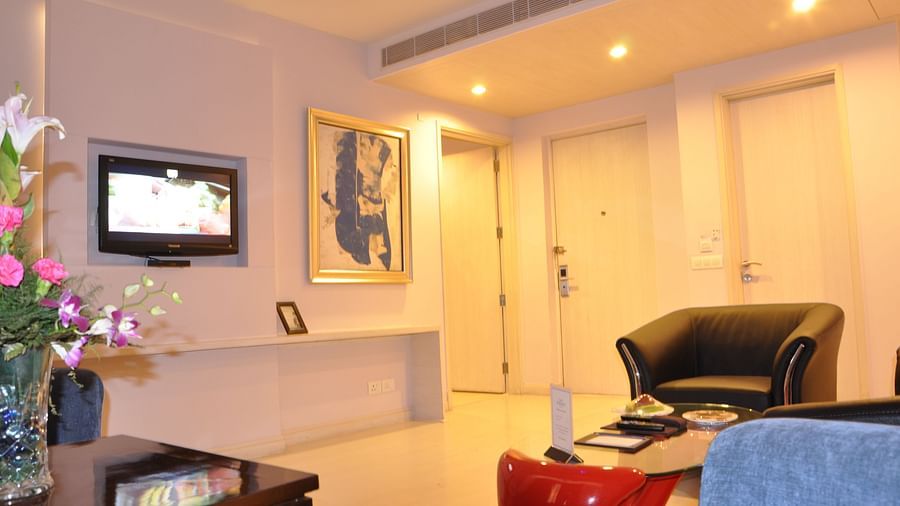 Suite room at Hotel Sarovar Portico Naraina 1