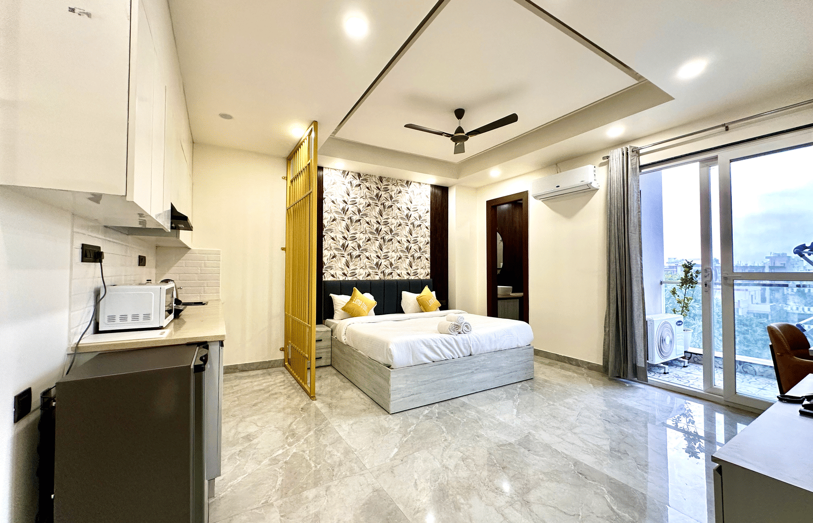 Street Studio Service apartment