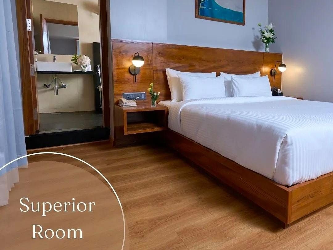 A double bed in the Superior Room at Visthara - Urban Boutique Hotel, Bangalore