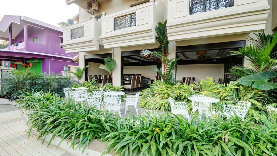 Outdoor Sitting