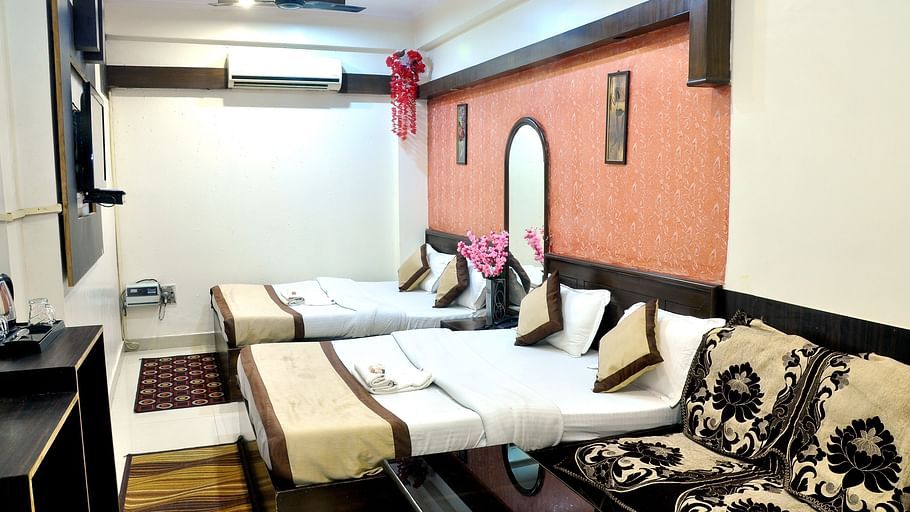 Hotel Delhi Continental, Paharganj, Delhi New Delhi DSC 0305
