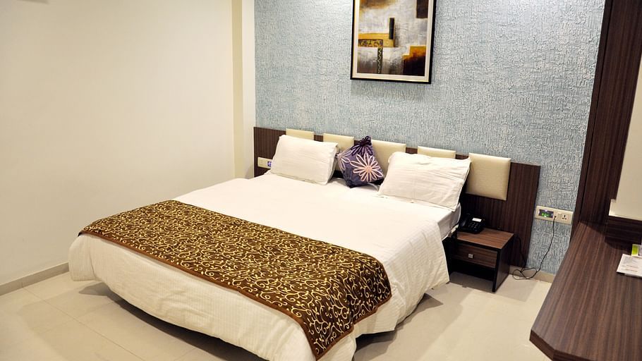 Superior Room Hotel Jyoti - Rajkot Gujrat 2
