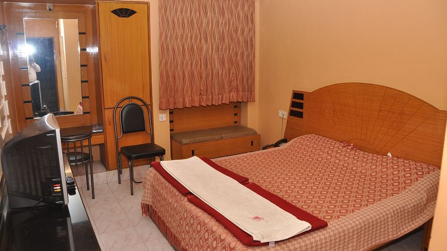 Hotel Suraj, Pune Pune Hotel Suraj Pune Non Ac Rooms