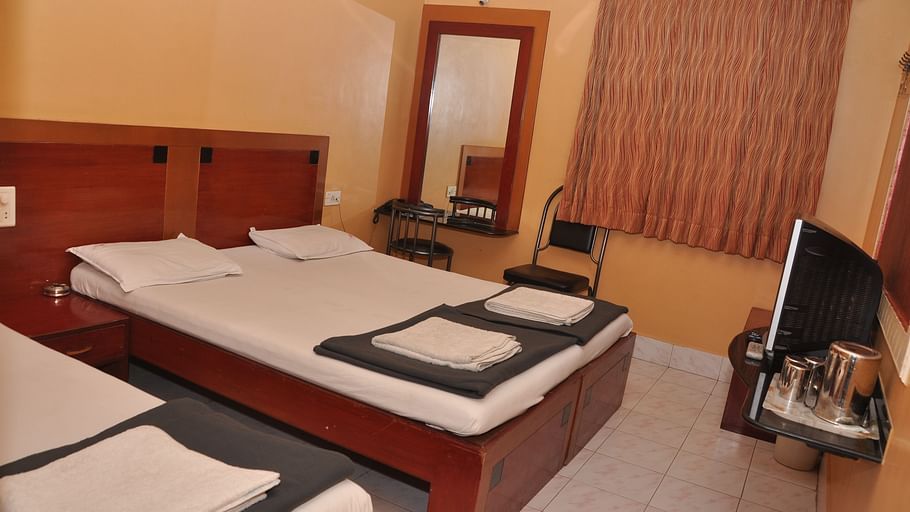 Hotel Suraj, Pune Pune Hotel Suraj Pune Triple Bed Non Ac Rooms