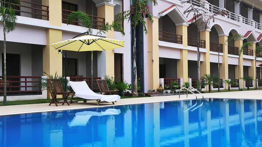 Swimming Pool at Le Roi Corbett Resort and Hotel in Jim Corbett National Park