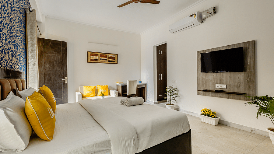 Side view of the room at Lime Tree