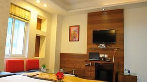 Hotel Niharika, Kolkata Kolkata Regalia Room Hotel Niharika Kolkata 4