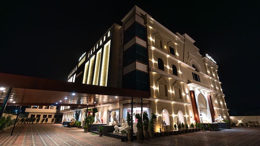 night view of Clarks Inn hotel 