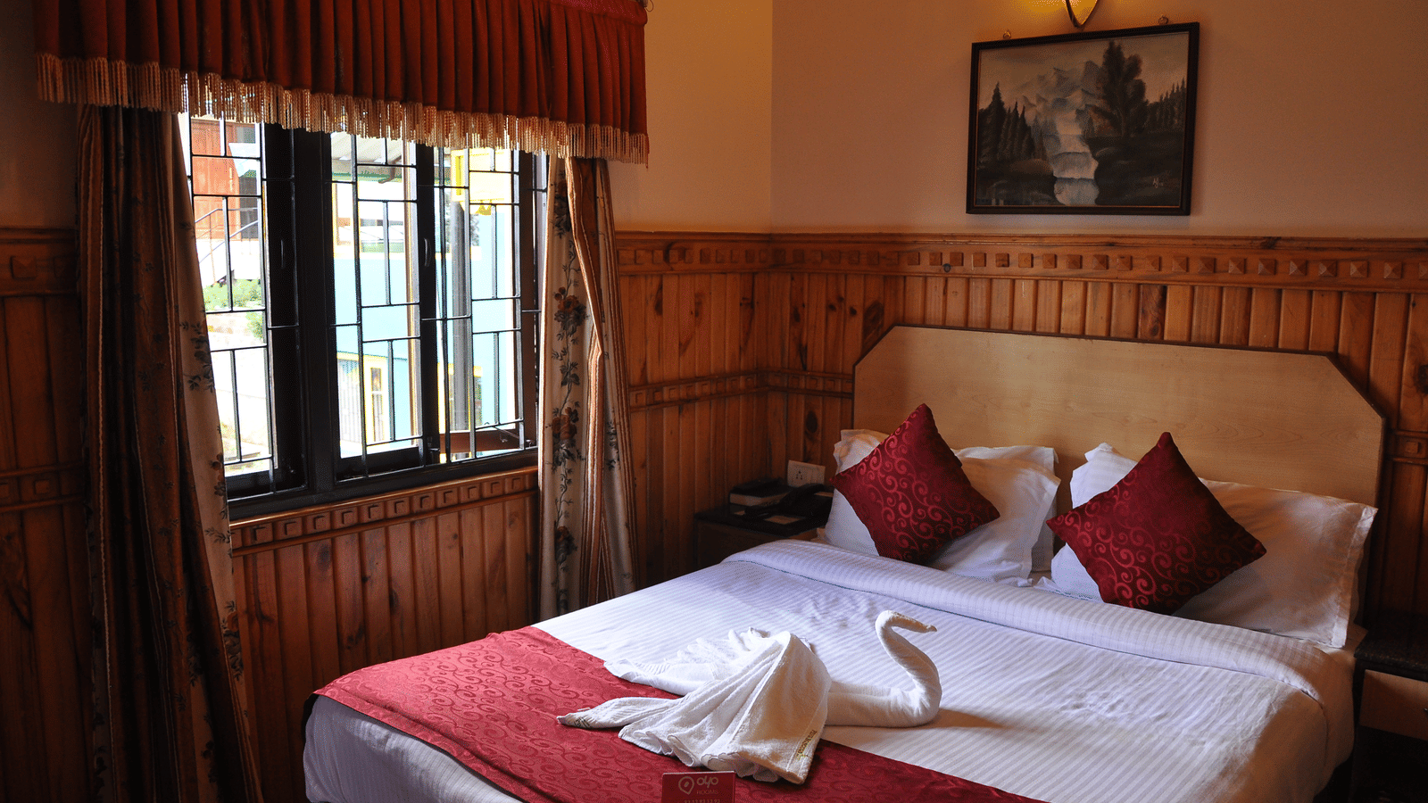 Double Room Pine Borough Inn Kodaikanal Resort iatpwl