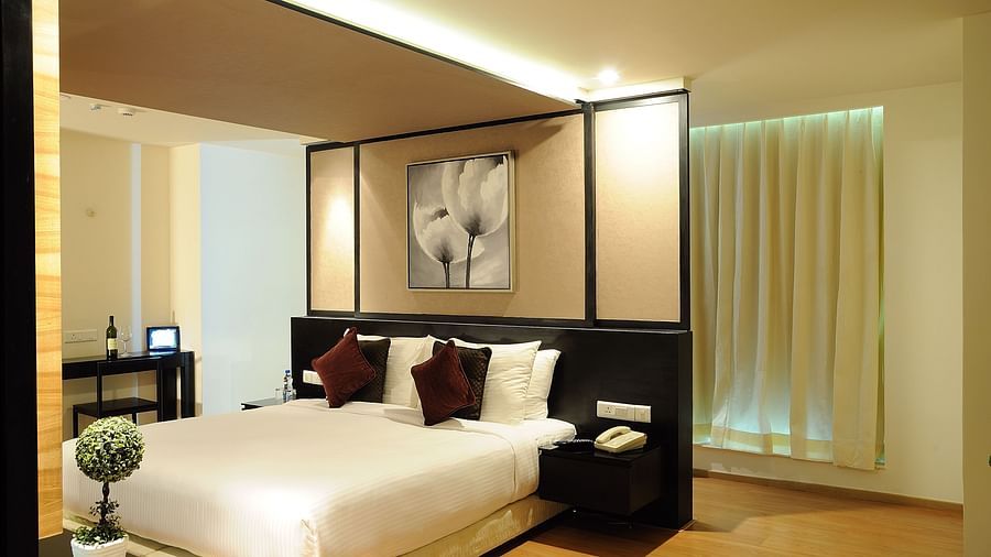 Deluxe Rooms Davanam Sarovar Portico Bangalore 2