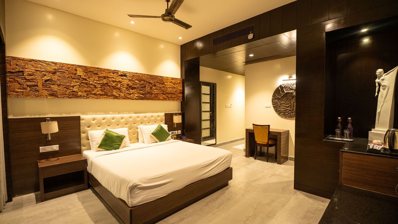 Premium Suite Sea View Rooms (4)