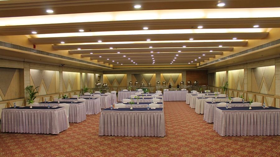 Sunset Hall 1 The Piccadily Lucknow