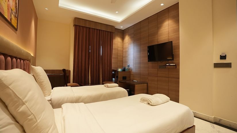 Lime Tree Hotels and Banquet Greater  Noida
