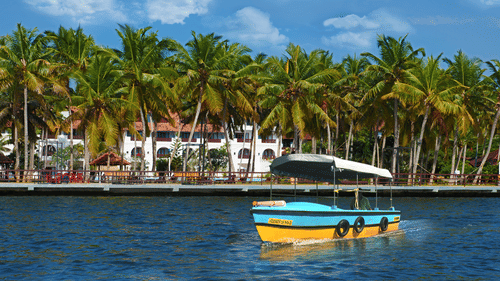 Estuary Sarovar Premiere Poovar Island11