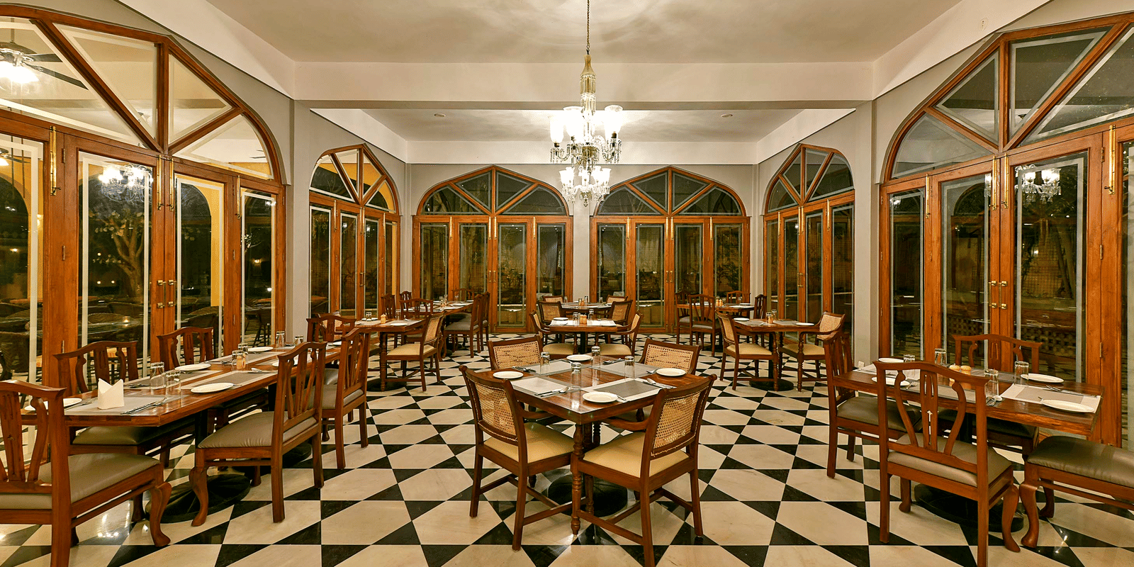 gogunda-palace-dining-heritage-quarter-11