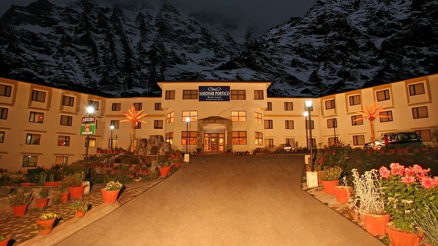 Facade Sarovar Portico Badrinath 14