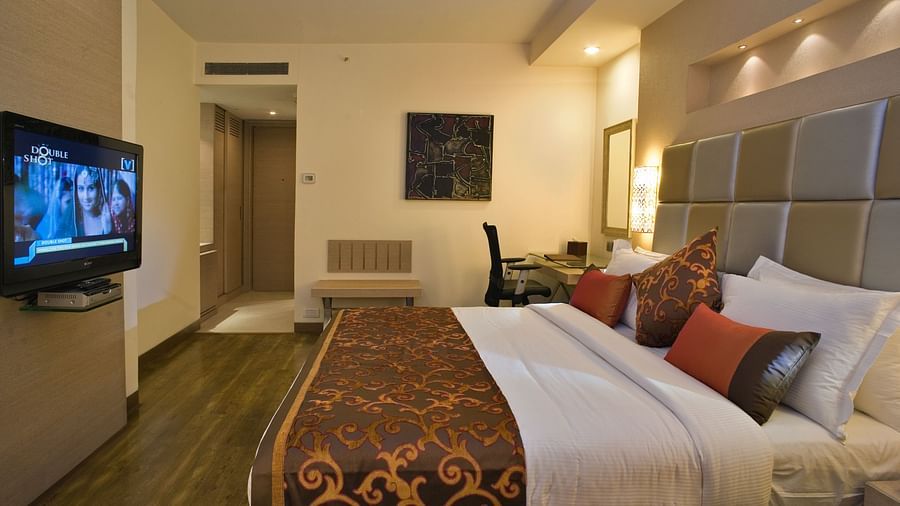 CLUB ROOMS in Kolkata 