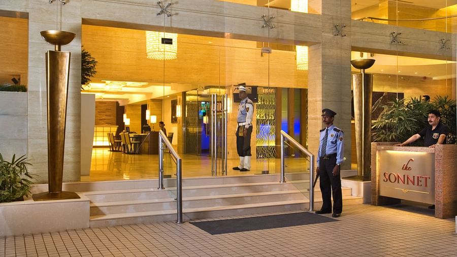 Entrance of our business hotel in Kolkata  0768