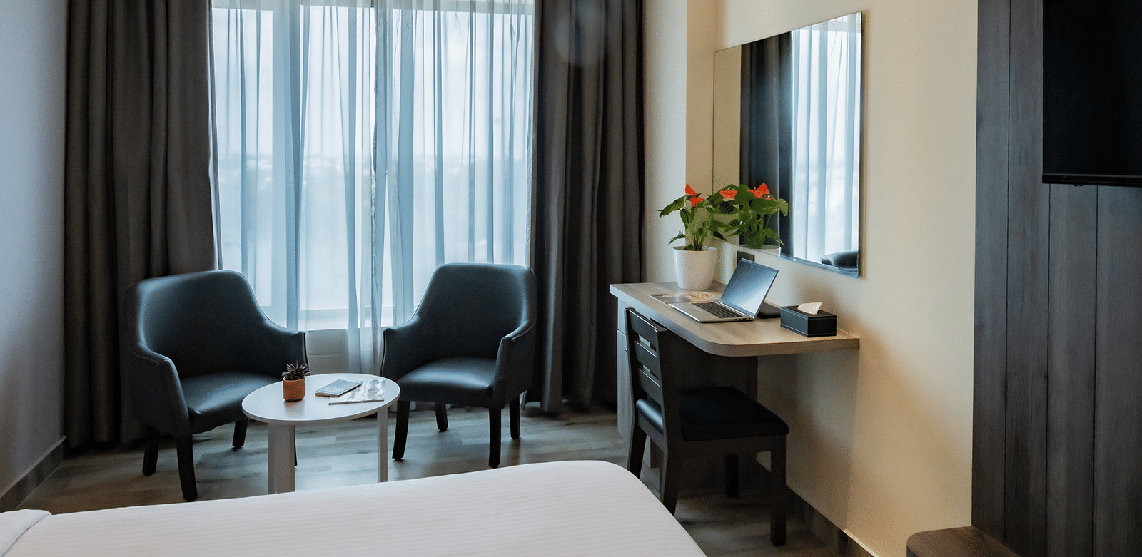 ACMY-Deluxe-Room-1