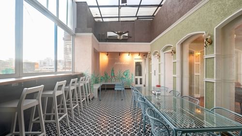 Cafe9 | Theory9 - Premium Service Apartments, Bandra