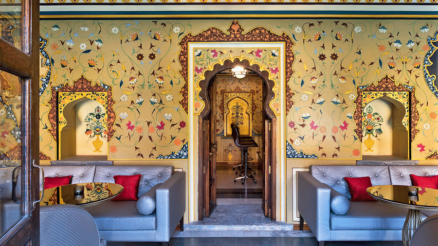 gogunda-palace-dining-bouganvillea-bar-11