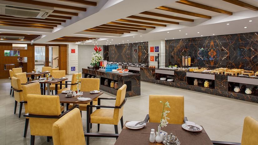 Dining 2