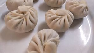 momos-6