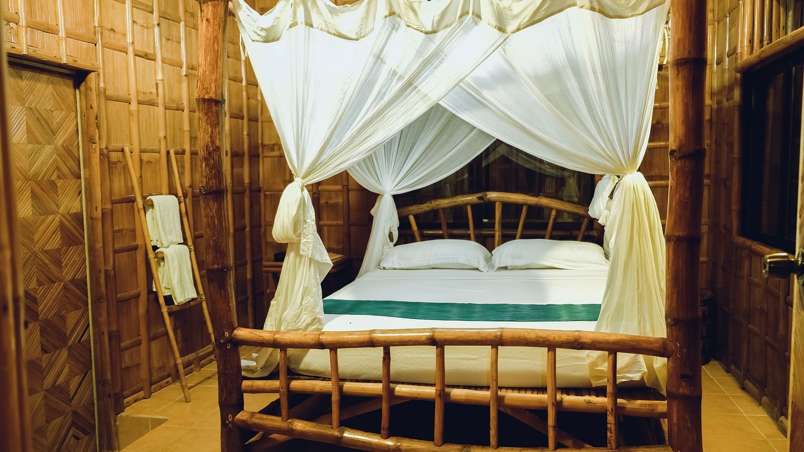 Standard Bamboo Suite