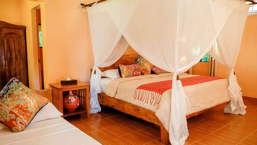 Deluxe Beach Villa 3