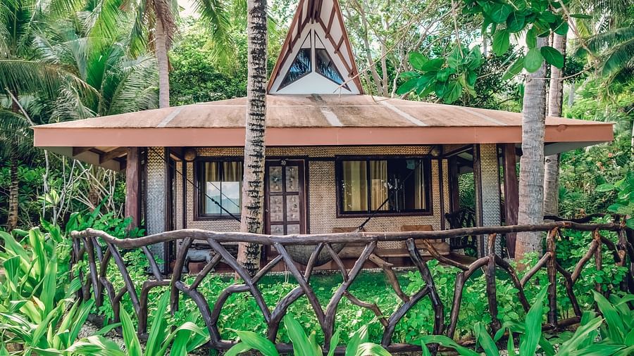 Deluxe Beach Villa 5