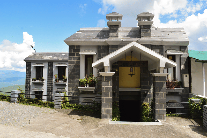 Sun n Snow Inn, Kausani
