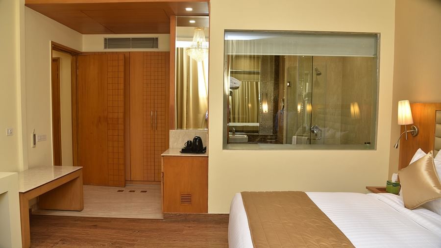 Superior Rooms at OPULENT HOTEL BY FERNS N PETALS, Rooms in Delhi , Stay In Delhi 2