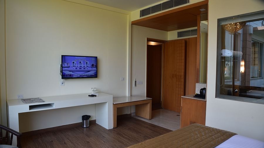 Superior Rooms at OPULENT HOTEL BY FERNS N PETALS, Rooms in Delhi , Stay In Delhi 3